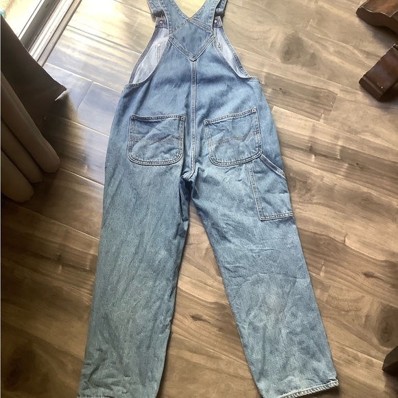 Old Navy distressed overalls size6 - Picture 2 of 4